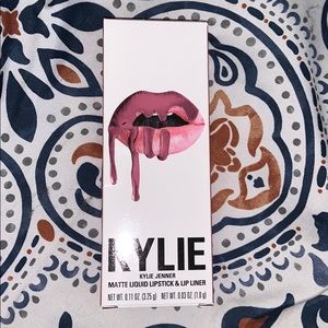 Kylie Jenner liquid lip